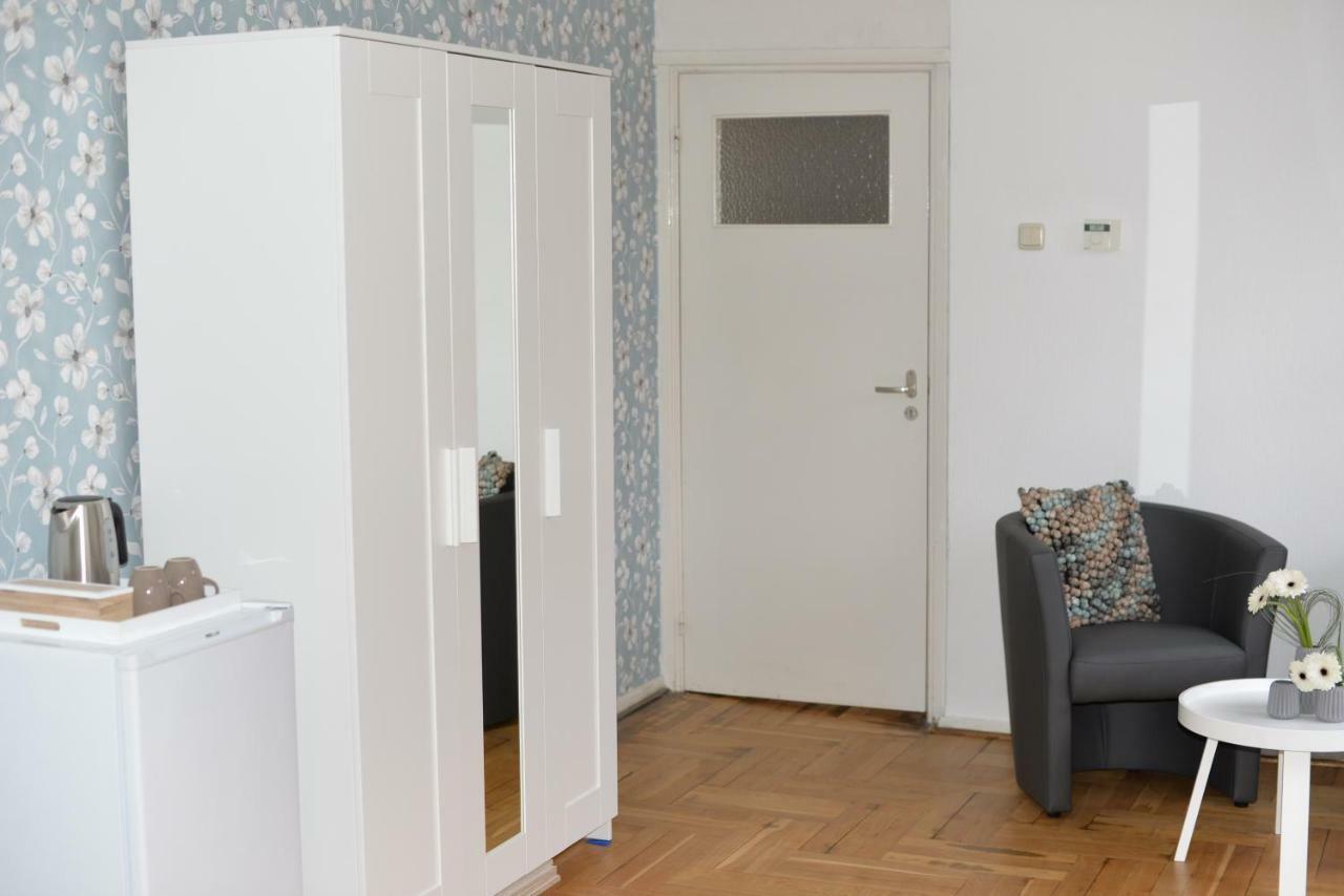 Bed And Breakfast Loft24 Heerlen Exterior foto